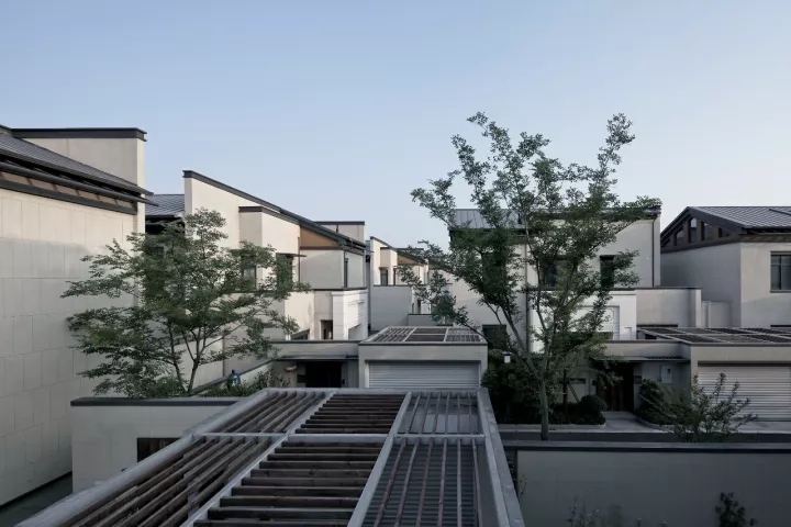 项目中公共空间与私密空间相互嵌套，，空间感受富厚